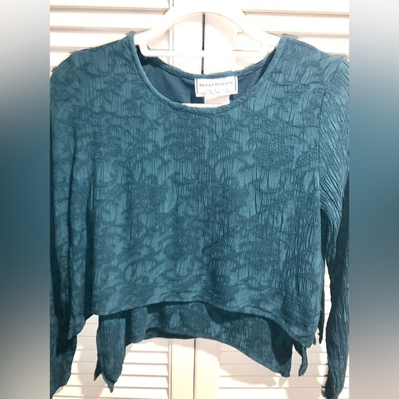 Molly Malloy Vintage Green textured Crop long sleeve blouse Size 6 - Picture 5 of 9